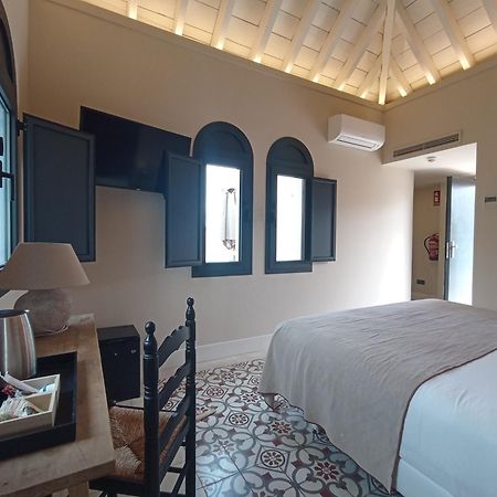 Uma Suites Parada Del Marques Sevilla Eksteriør billede