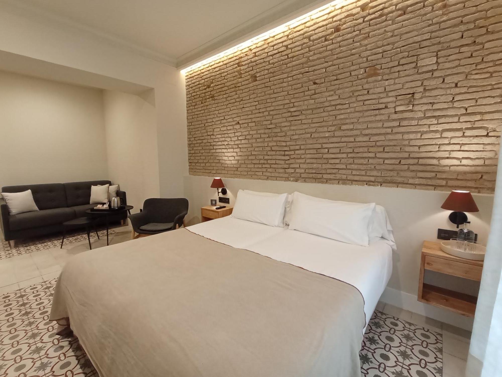 Uma Suites Parada Del Marques Sevilla Eksteriør billede