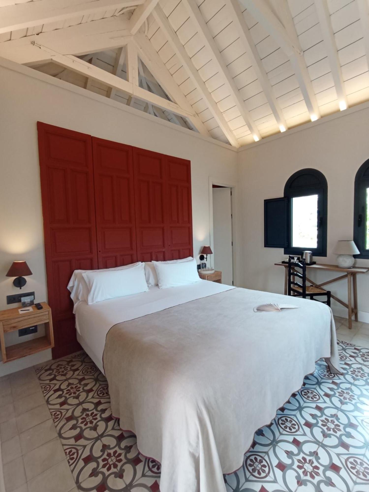 Uma Suites Parada Del Marques Sevilla Eksteriør billede