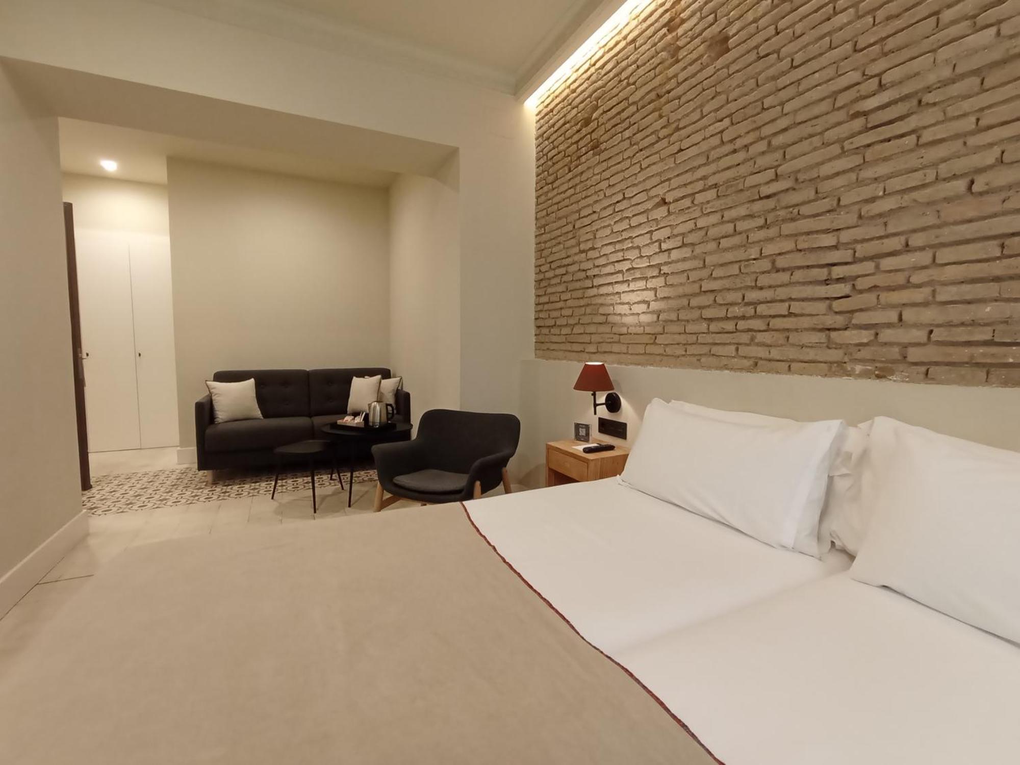 Uma Suites Parada Del Marques Sevilla Eksteriør billede