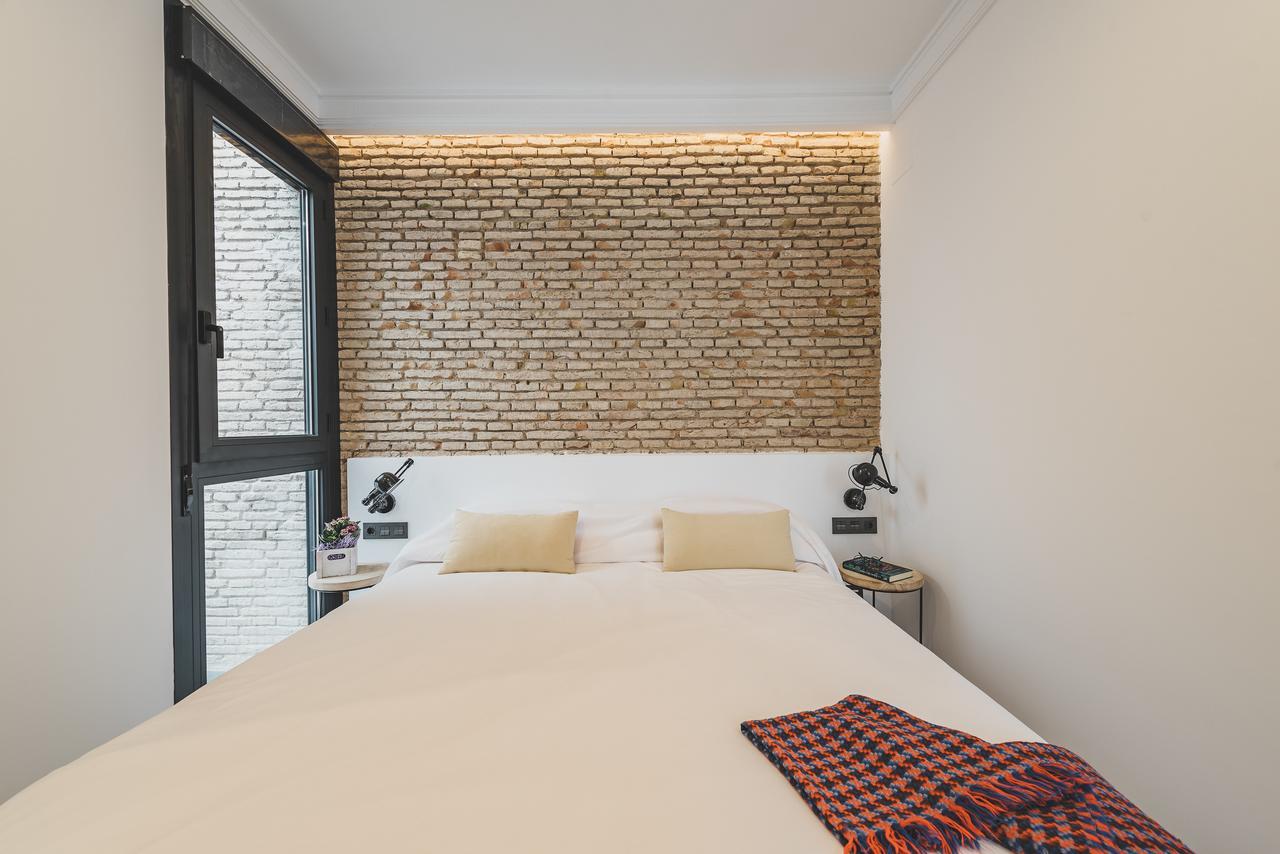 Uma Suites Parada Del Marques Sevilla Eksteriør billede