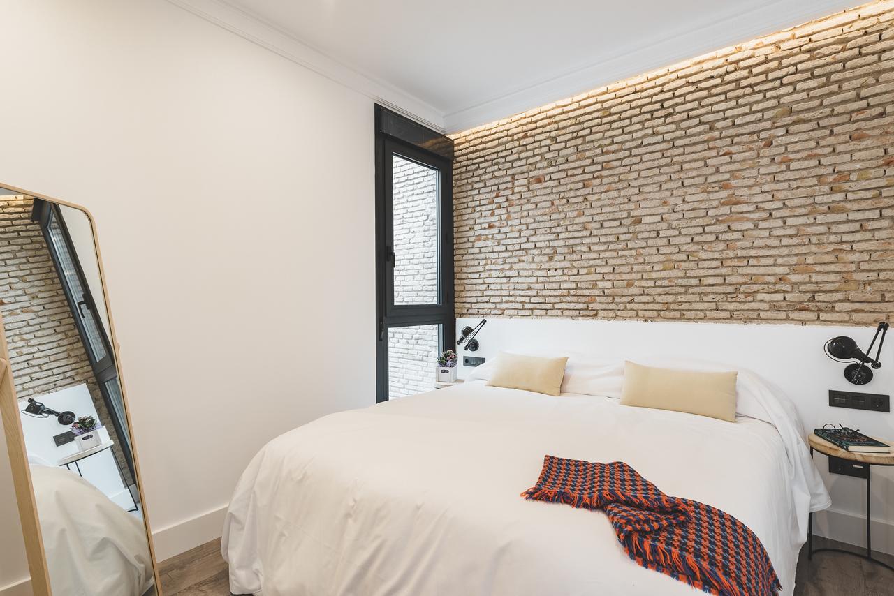 Uma Suites Parada Del Marques Sevilla Eksteriør billede