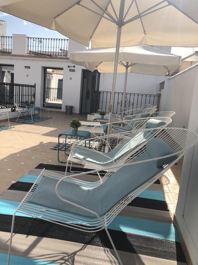 Uma Suites Parada Del Marques Sevilla Eksteriør billede