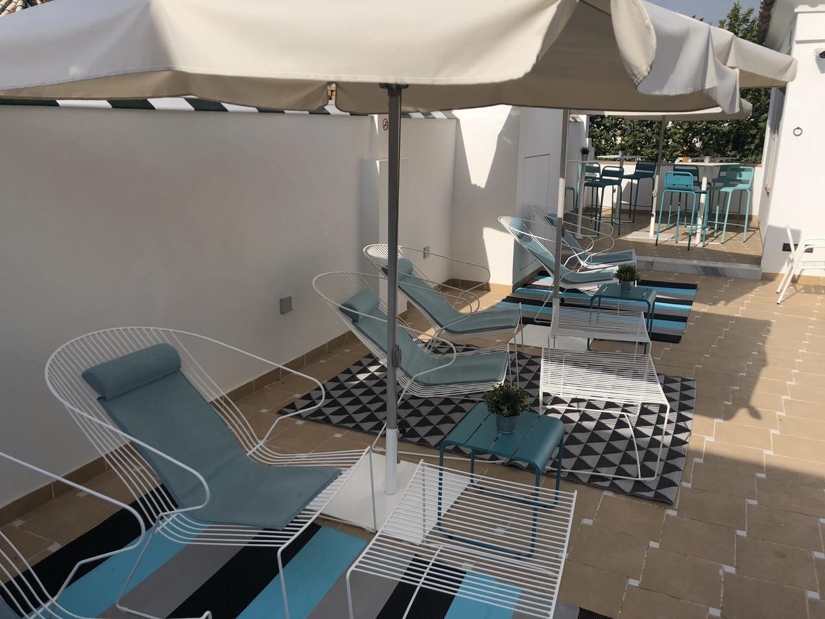 Uma Suites Parada Del Marques Sevilla Eksteriør billede